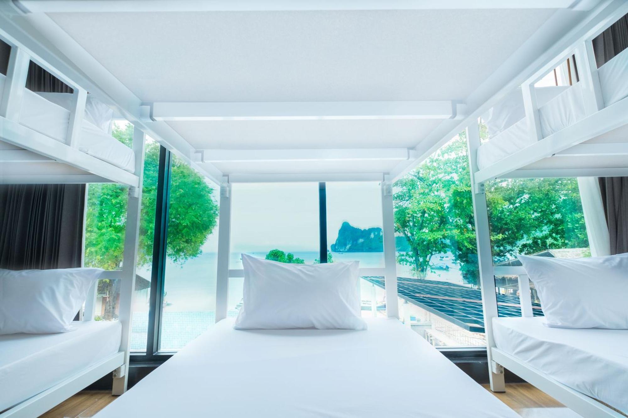 Ibiza Phi Phi Hotel Exterior photo