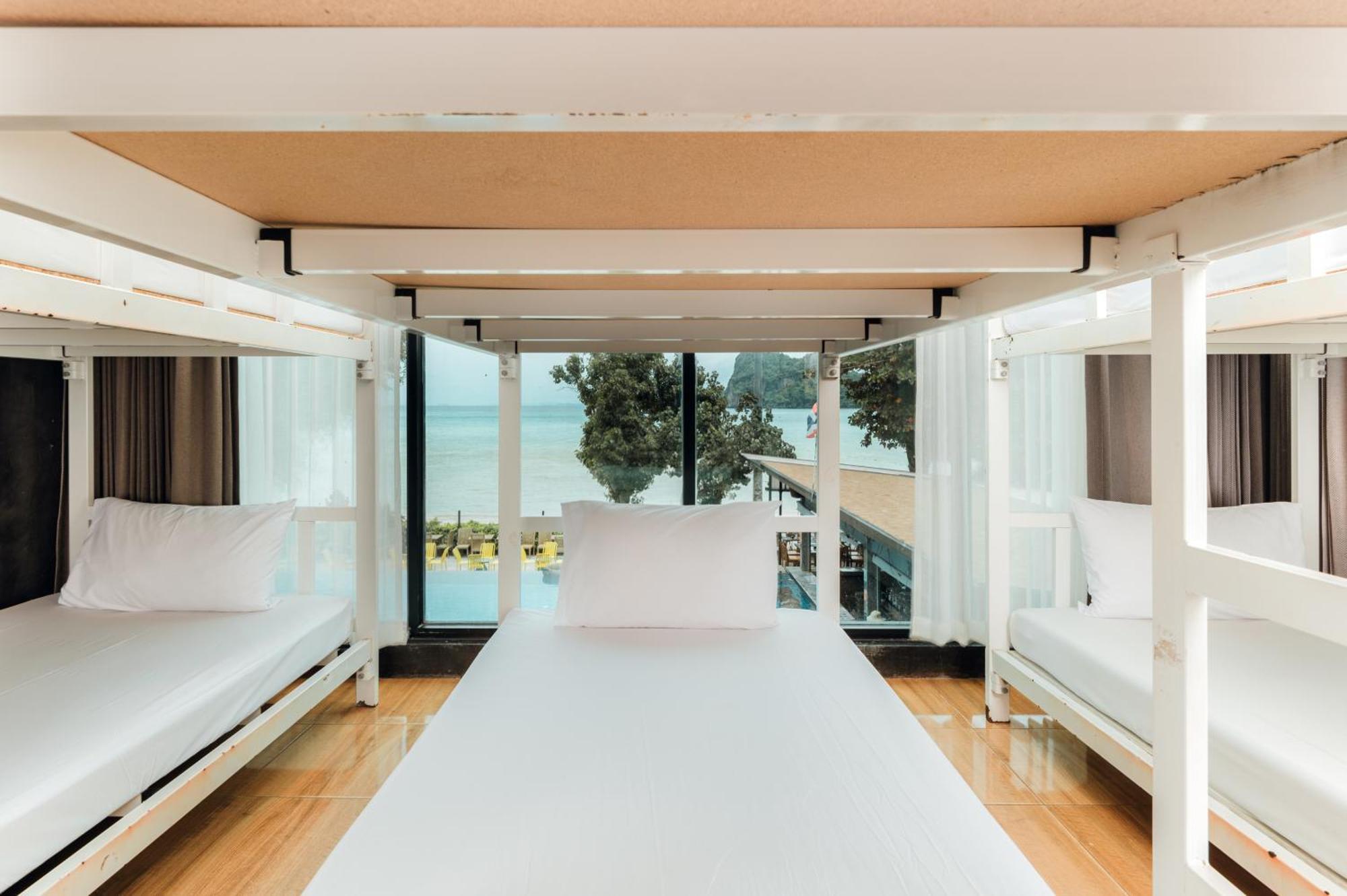 Ibiza Phi Phi Hotel Exterior photo