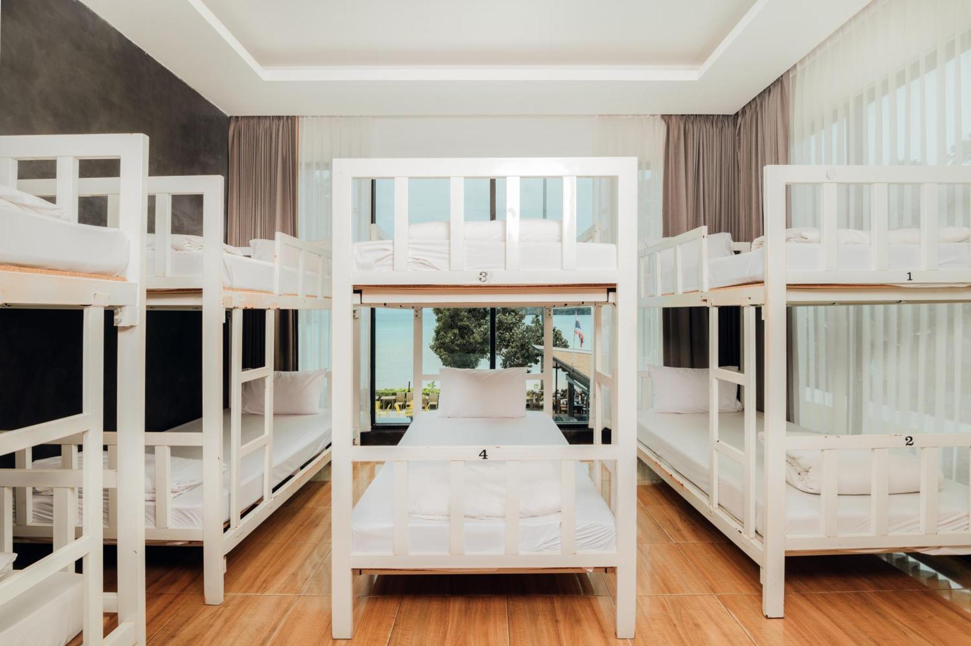 Ibiza Phi Phi Hotel Exterior photo